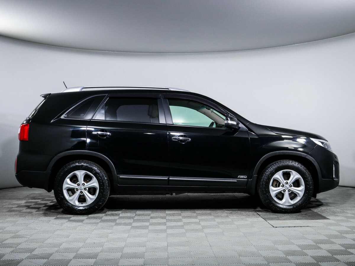 Kia Sorento с пробегом — 2013 год. Фото: #3