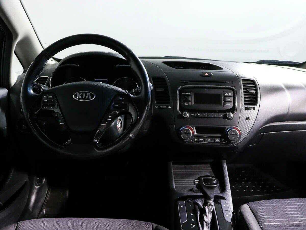 Kia Cerato с пробегом — 2018 год. Фото: #12