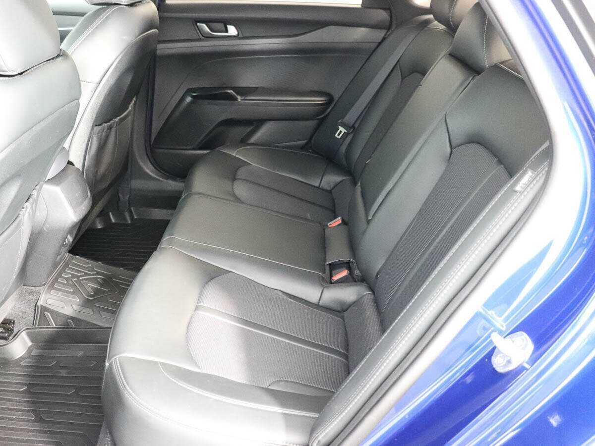 Kia K5 с пробегом — 2022 год. Фото: #10