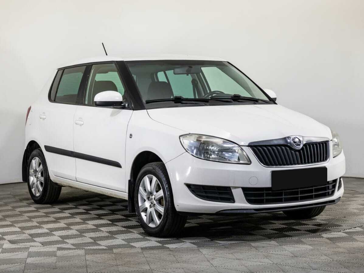 Skoda Fabia с пробегом — 2014 год. Фото: #2
