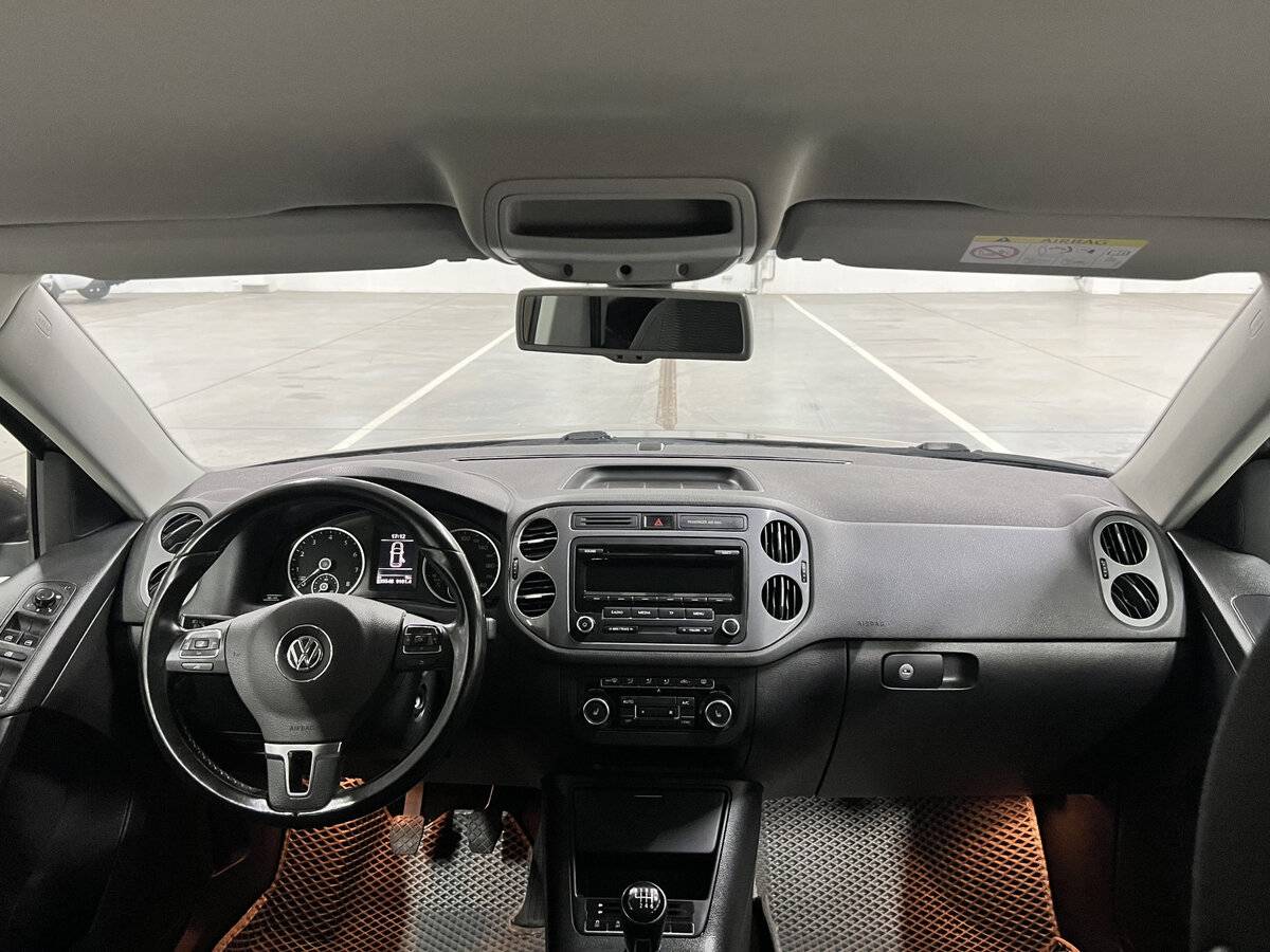 Volkswagen Tiguan с пробегом — 2014 год. Фото: #13