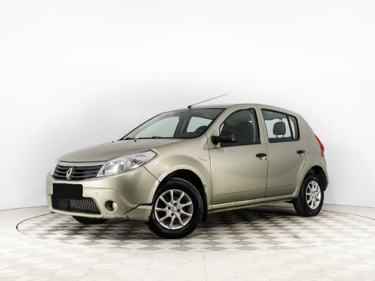 Renault Sandero с пробегом — 2013 год. Посмотреть фото