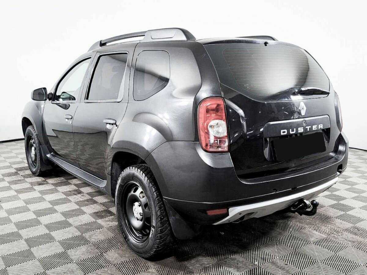 Renault Duster с пробегом — 2012 год. Фото: #6
