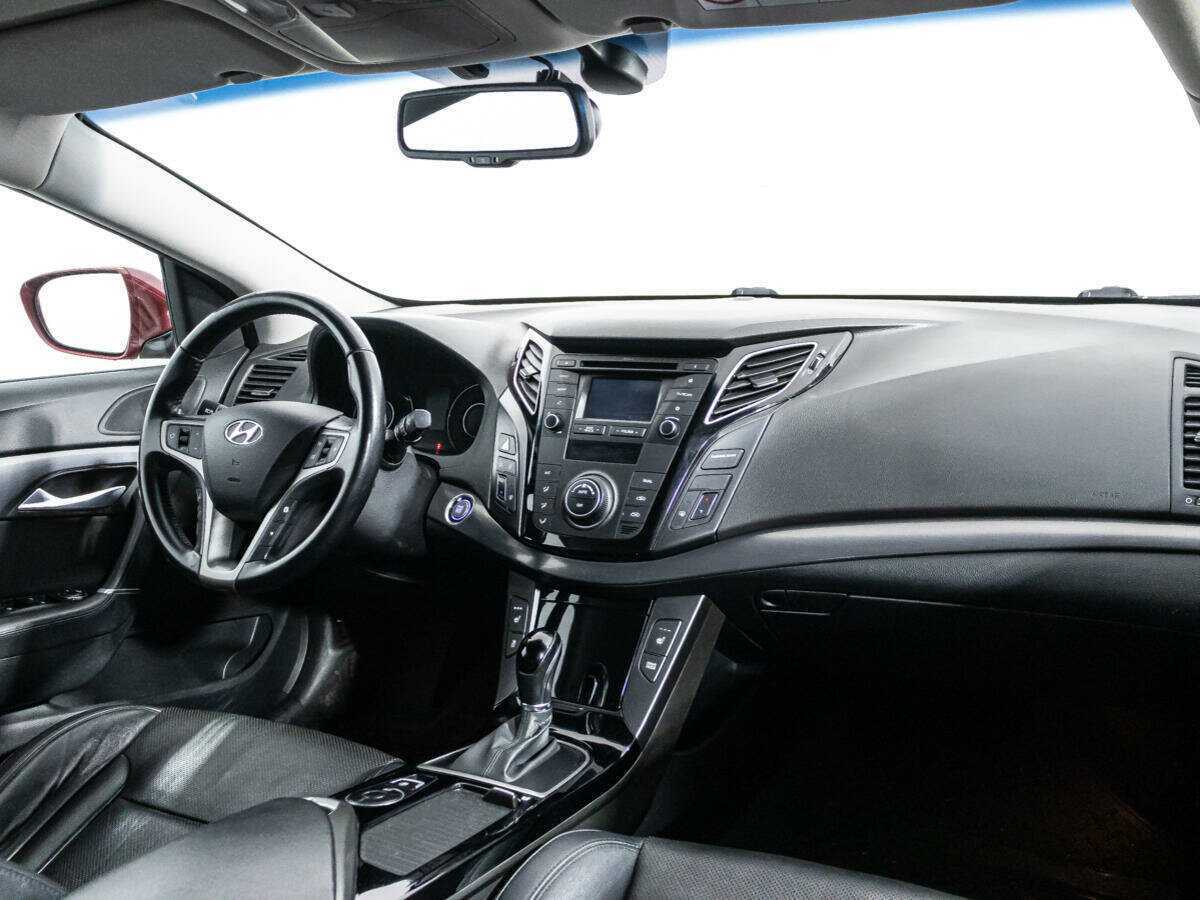 Hyundai i40 с пробегом — 2015 год. Фото: #8