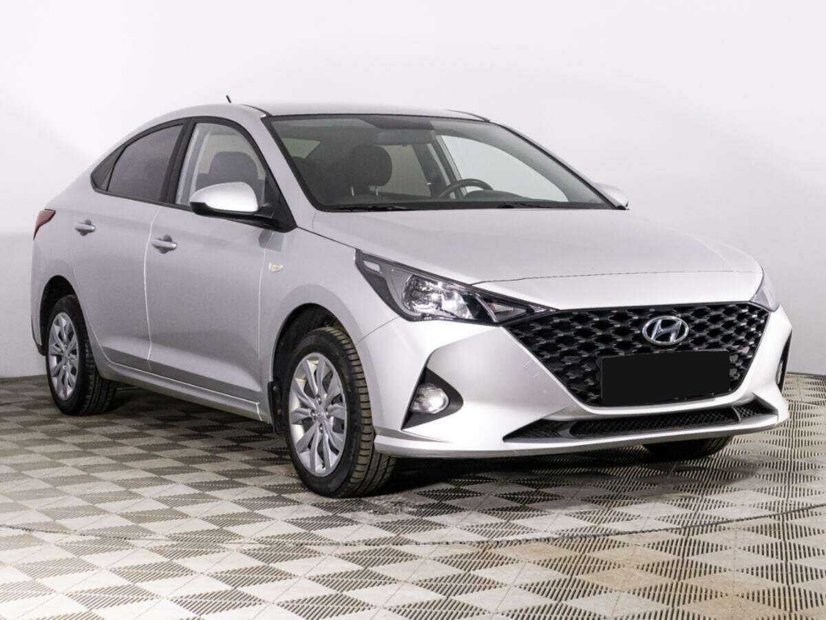 Hyundai Solaris с пробегом — 2020 год. Фото: #2