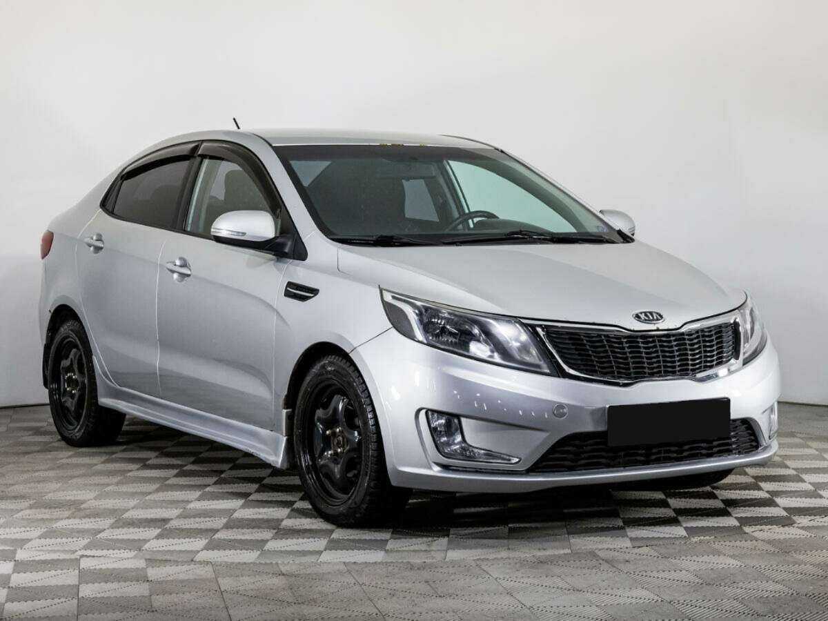 Kia Rio с пробегом — 2012 год. Фото: #2