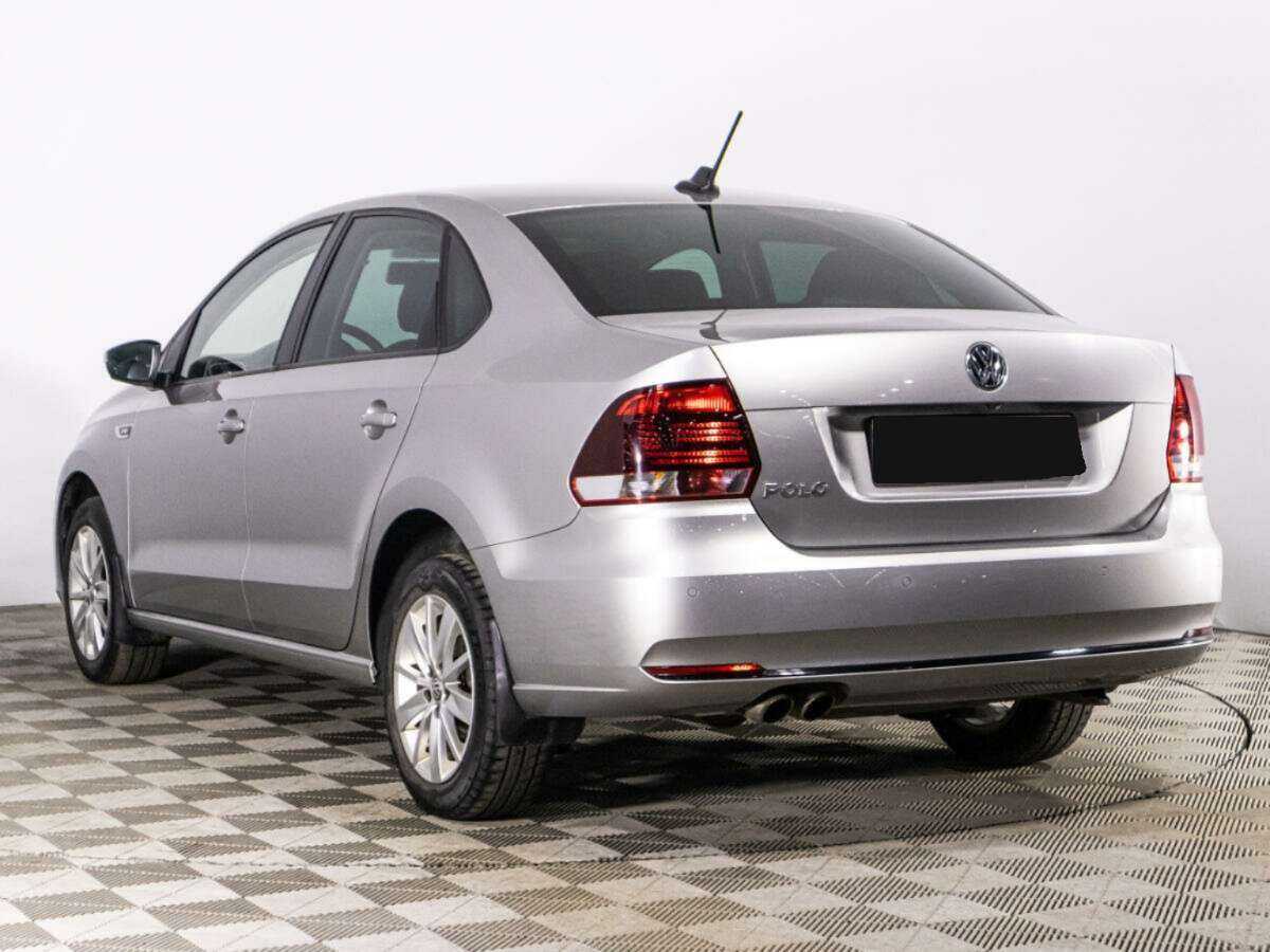 Volkswagen Polo с пробегом — 2019 год. Фото: #6