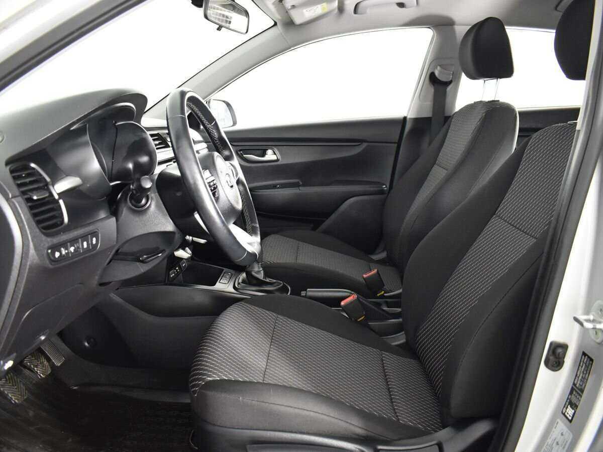Kia Rio с пробегом — 2019 год. Фото: #6