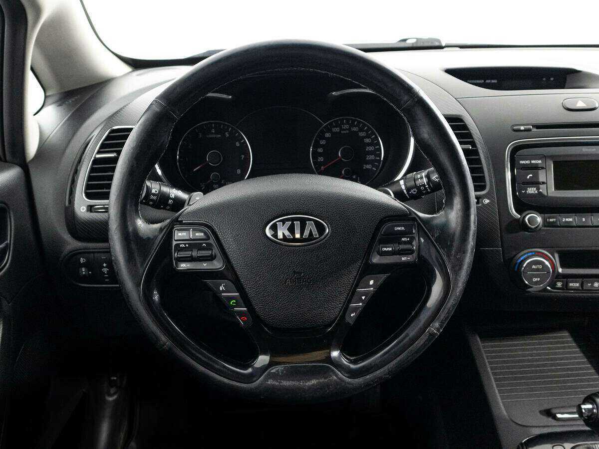 Kia Cerato с пробегом — 2019 год. Фото: #16