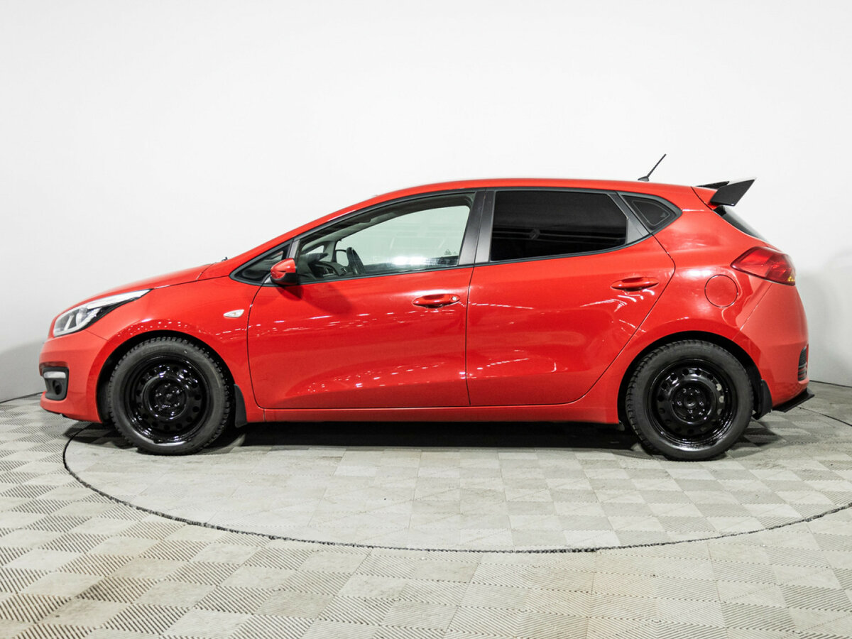 Kia Ceed с пробегом — 2016 год. Фото: #7
