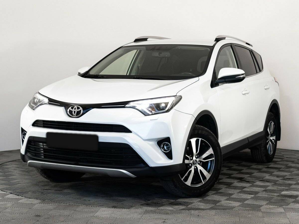 Toyota RAV4 с пробегом — 2018 год. Фото: #0