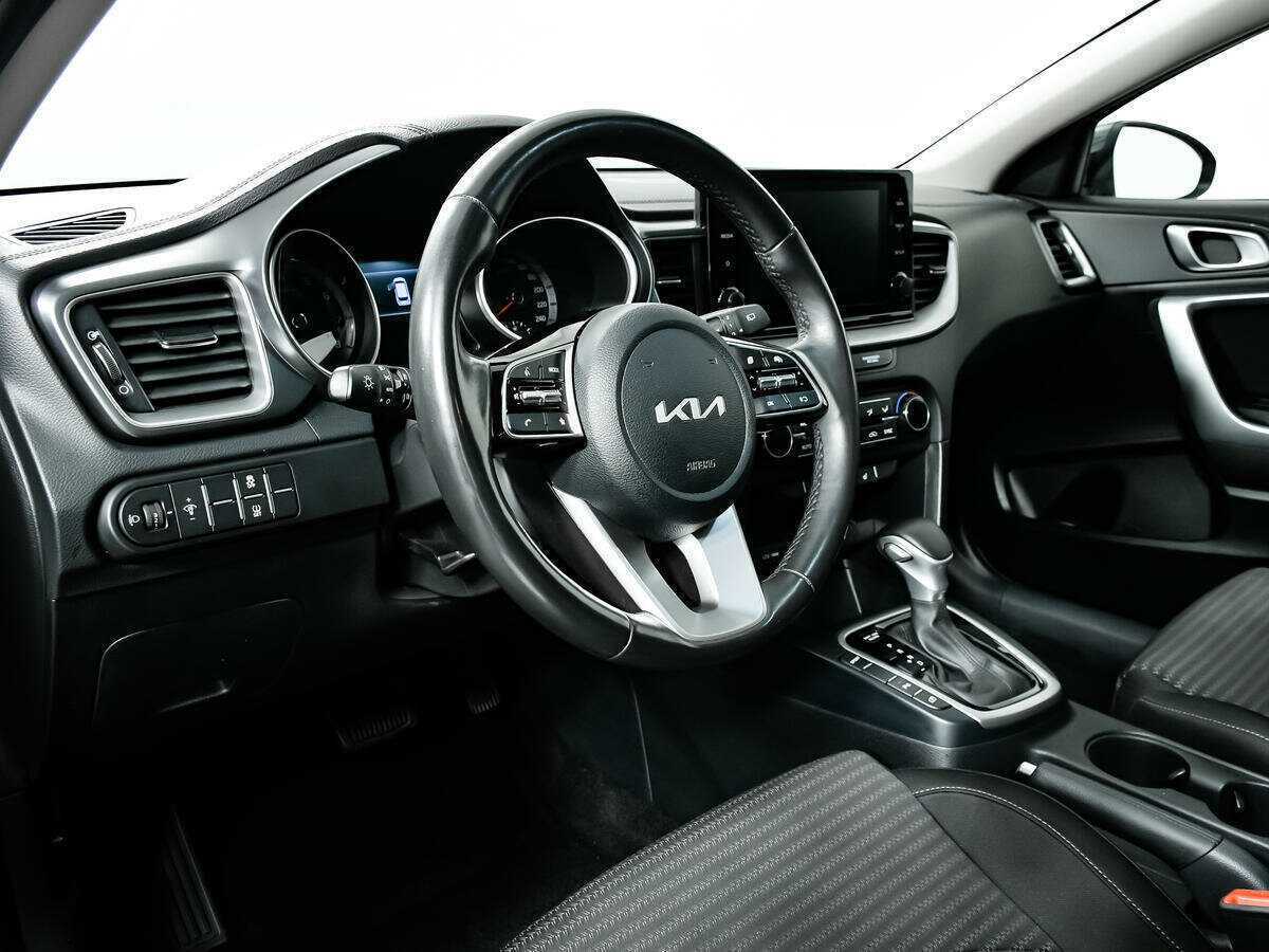 Kia Ceed с пробегом — 2022 год. Фото: #12