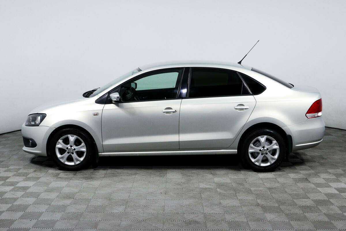 Volkswagen Polo с пробегом — 2012 год. Фото: #7