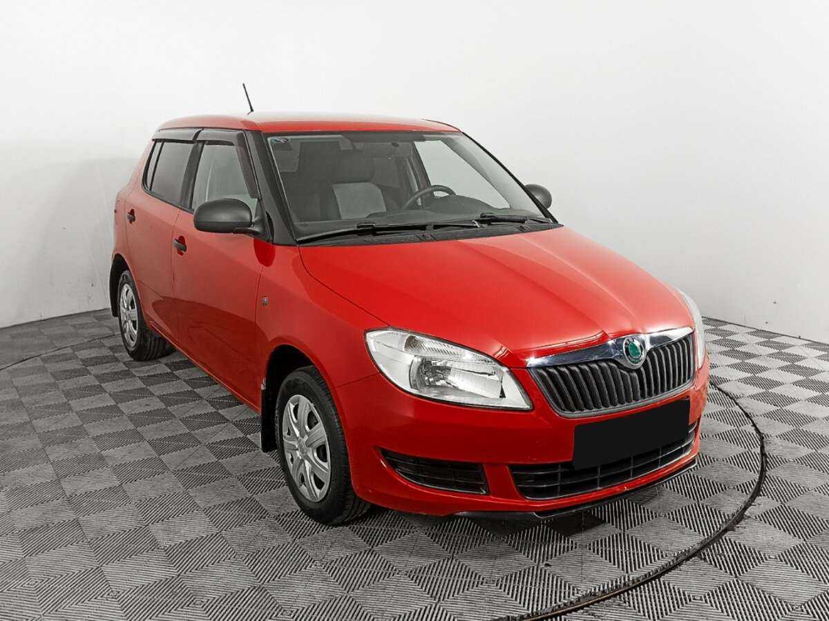 Skoda Fabia с пробегом — 2012 год. Фото: #2
