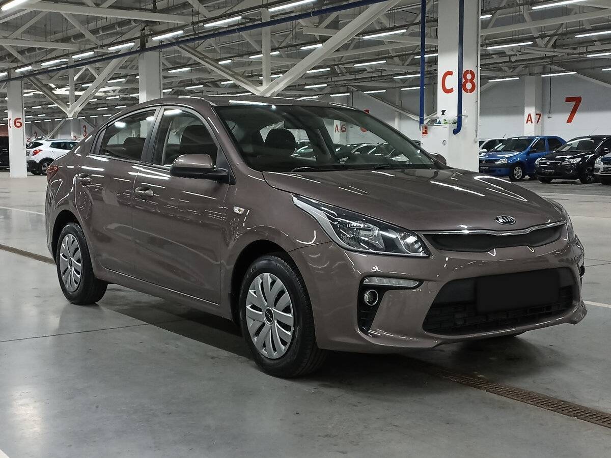 Kia Rio с пробегом — 2018 год. Фото: #2