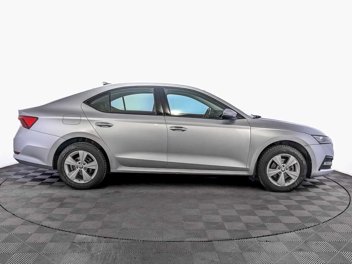 Skoda Octavia с пробегом — 2021 год. Фото: #3