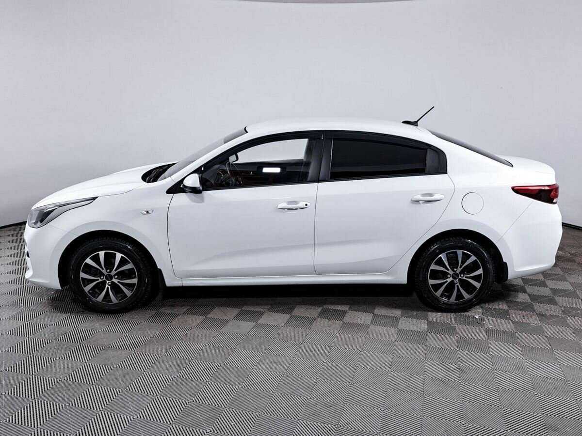 Kia Rio с пробегом — 2017 год. Фото: #7