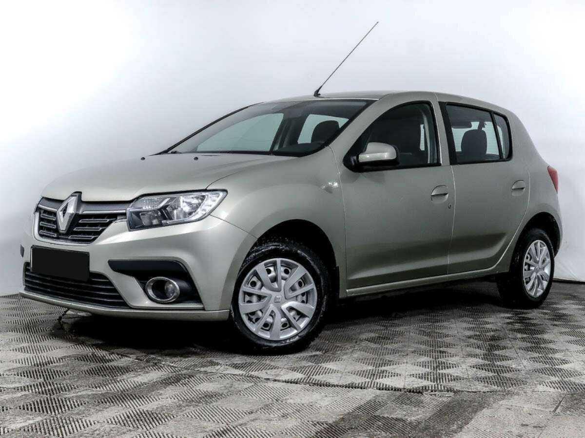 Renault Sandero с пробегом — 2018 год. Посмотреть фото