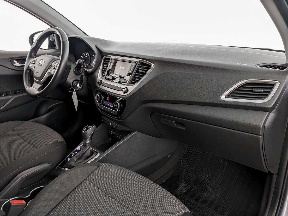 Hyundai Solaris с пробегом — 2018 год. Фото: #8