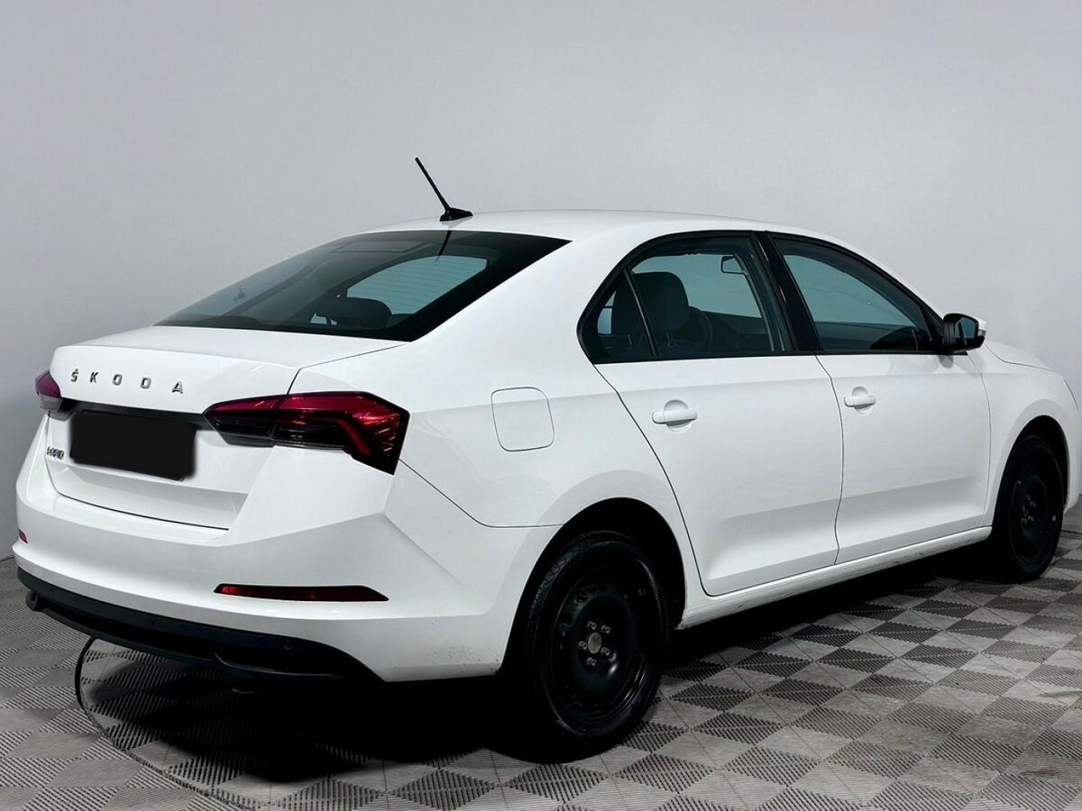 Skoda Rapid с пробегом — 2020 год. Фото: #4
