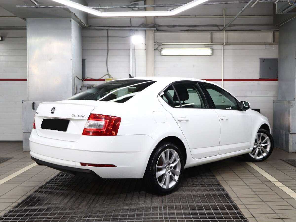 Skoda Octavia с пробегом — 2018 год. Фото: #1