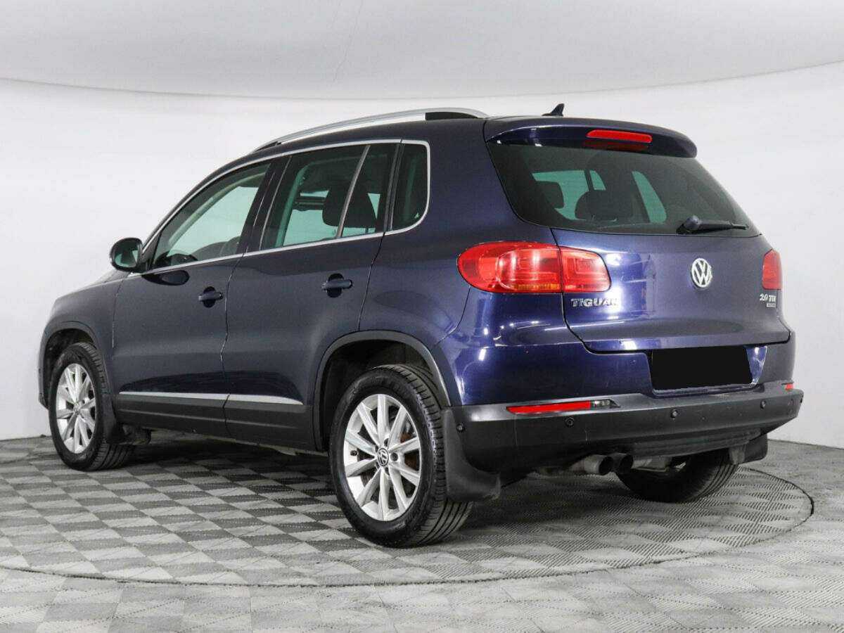 Volkswagen Tiguan с пробегом — 2012 год. Фото: #6