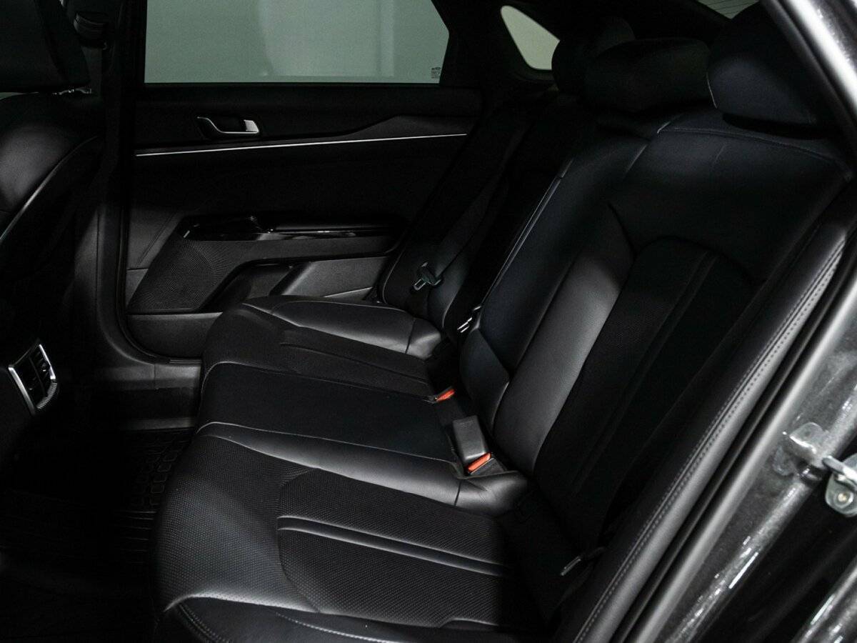 Kia K5 с пробегом — 2021 год. Фото: #9