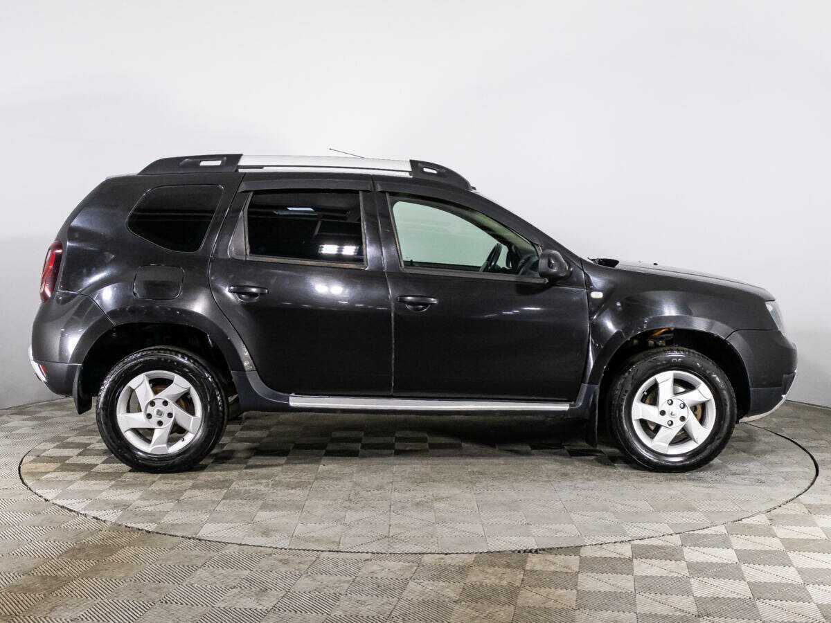 Renault Duster с пробегом — 2016 год. Фото: #3