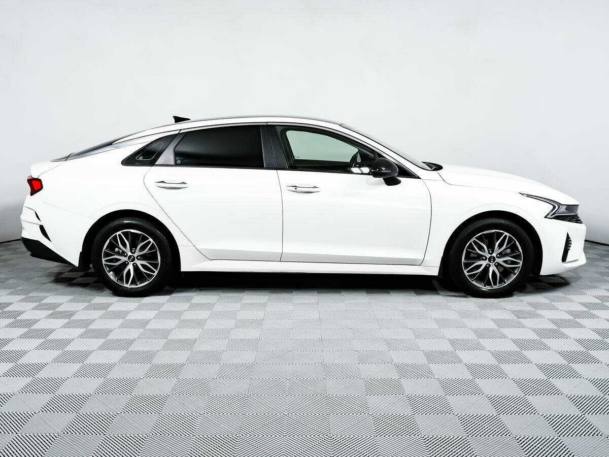 Kia K5 с пробегом — 2020 год. Фото: #3