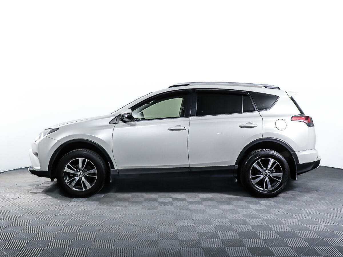 Toyota RAV4 с пробегом — 2016 год. Фото: #5