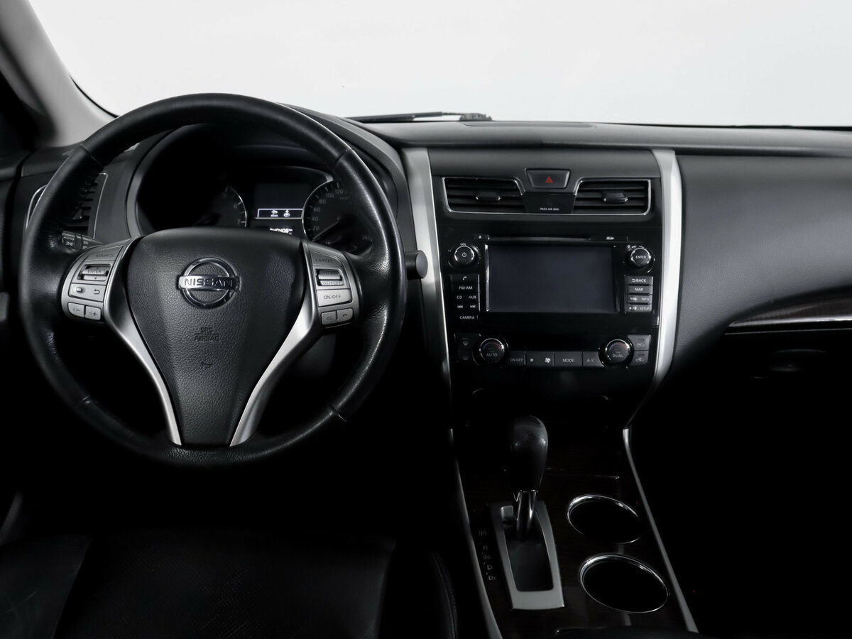 Nissan Teana с пробегом — 2014 год. Фото: #11