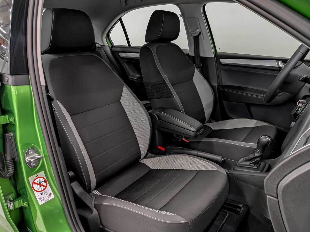 Skoda Rapid с пробегом — 2018 год. Фото: #20