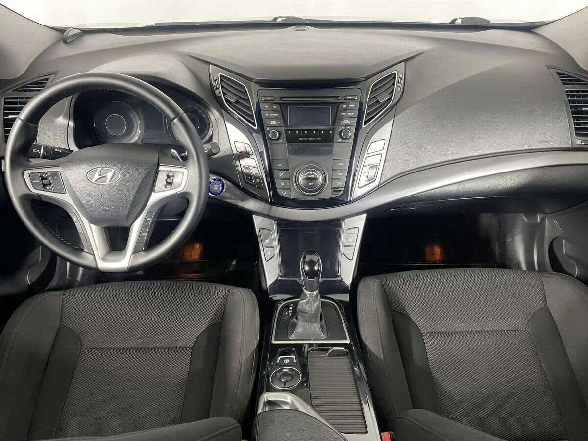 Hyundai i40 с пробегом — 2013 год. Фото: #8