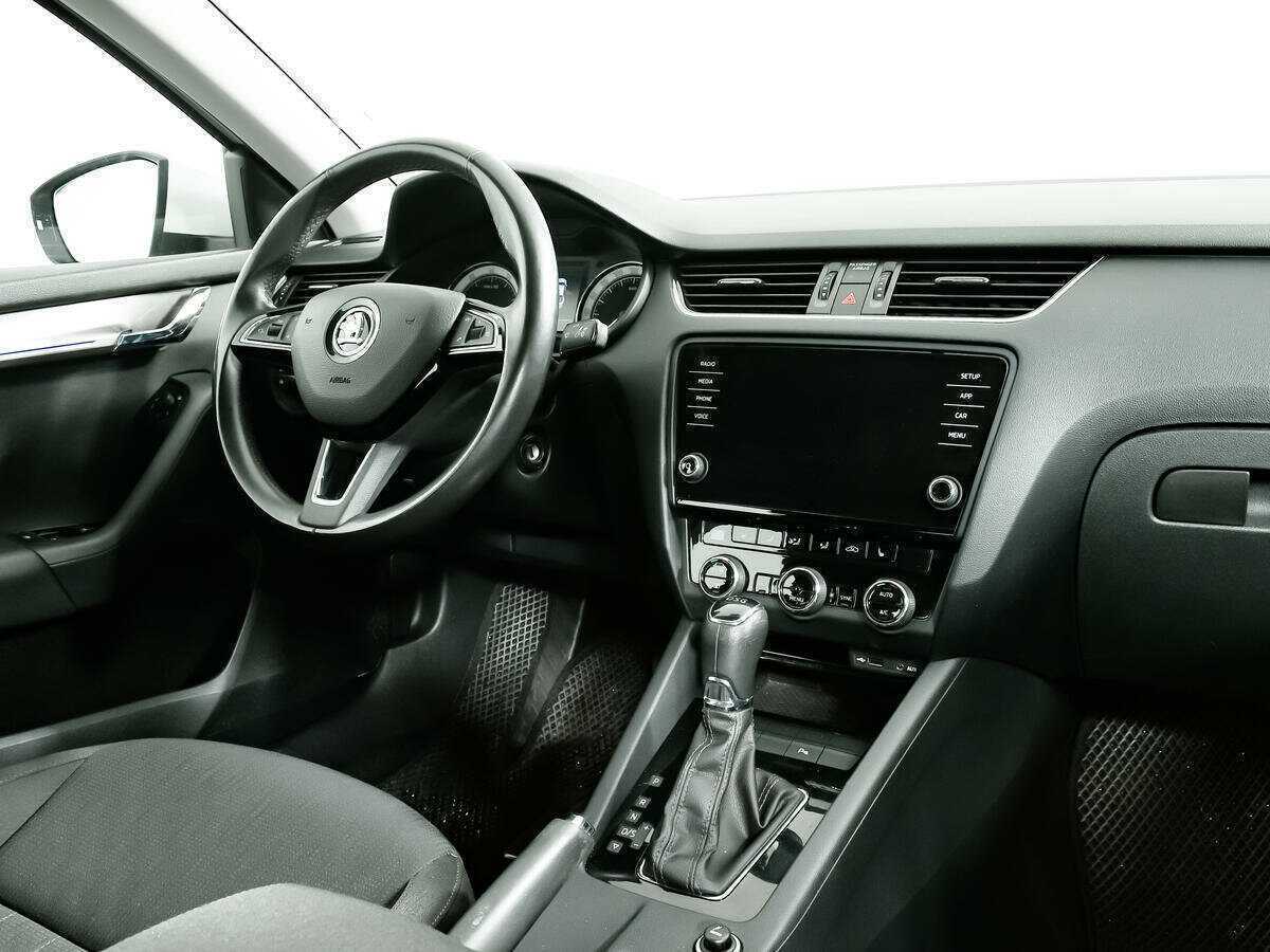 Skoda Octavia с пробегом — 2017 год. Фото: #8