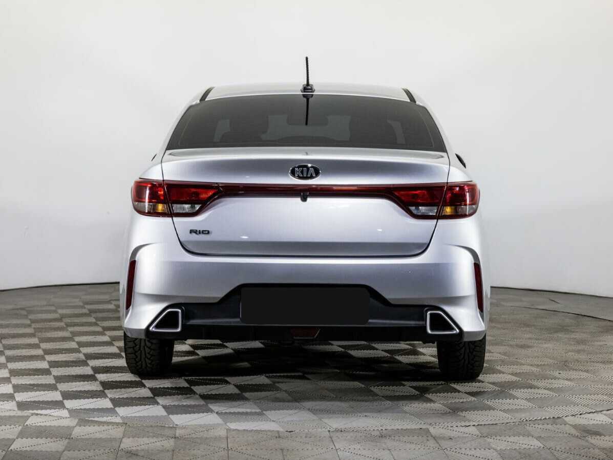 Kia Rio с пробегом — 2021 год. Фото: #5