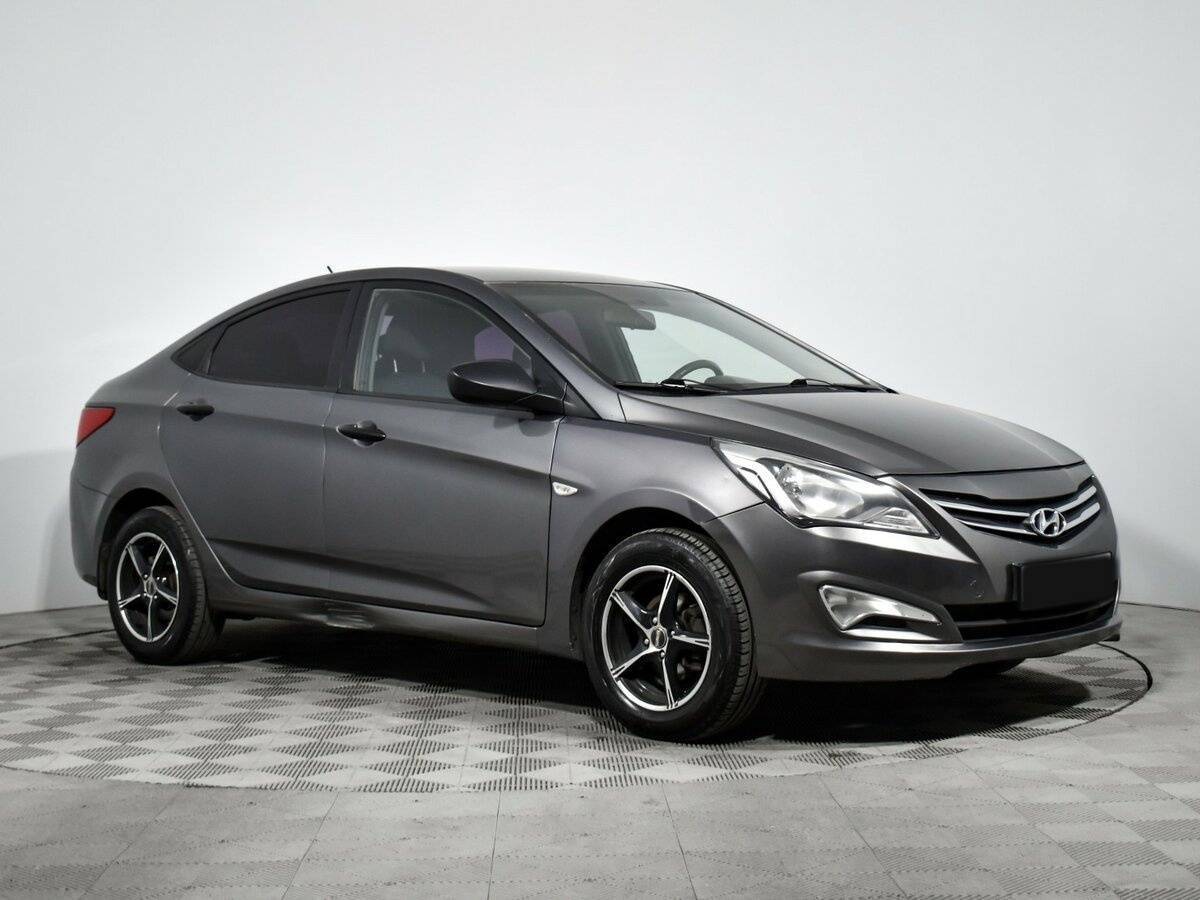 Hyundai Solaris с пробегом — 2014 год. Фото: #2