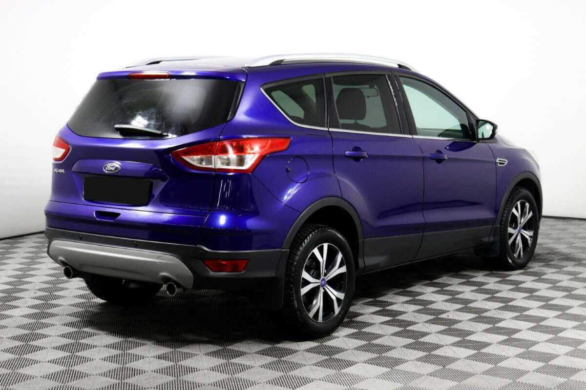Ford Kuga с пробегом — 2015 год. Фото: #4