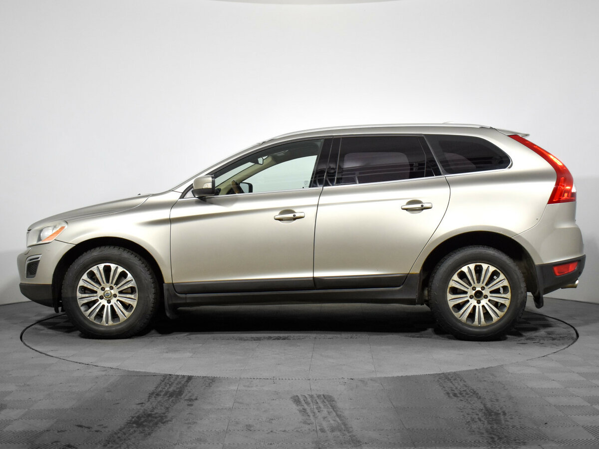 Volvo XC60 с пробегом — 2012 год. Фото: #6
