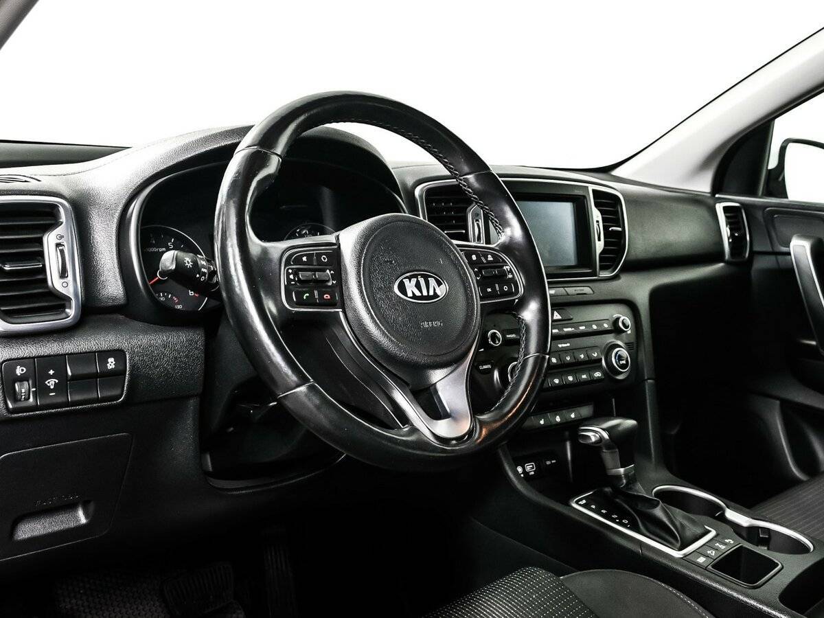 Kia Sportage с пробегом — 2016 год. Фото: #10