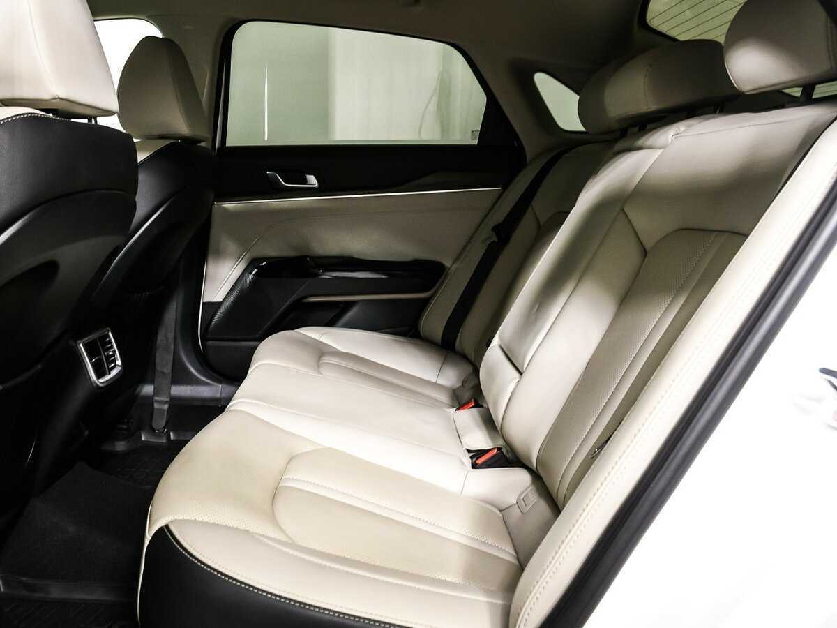 Kia K5 с пробегом — 2021 год. Фото: #13