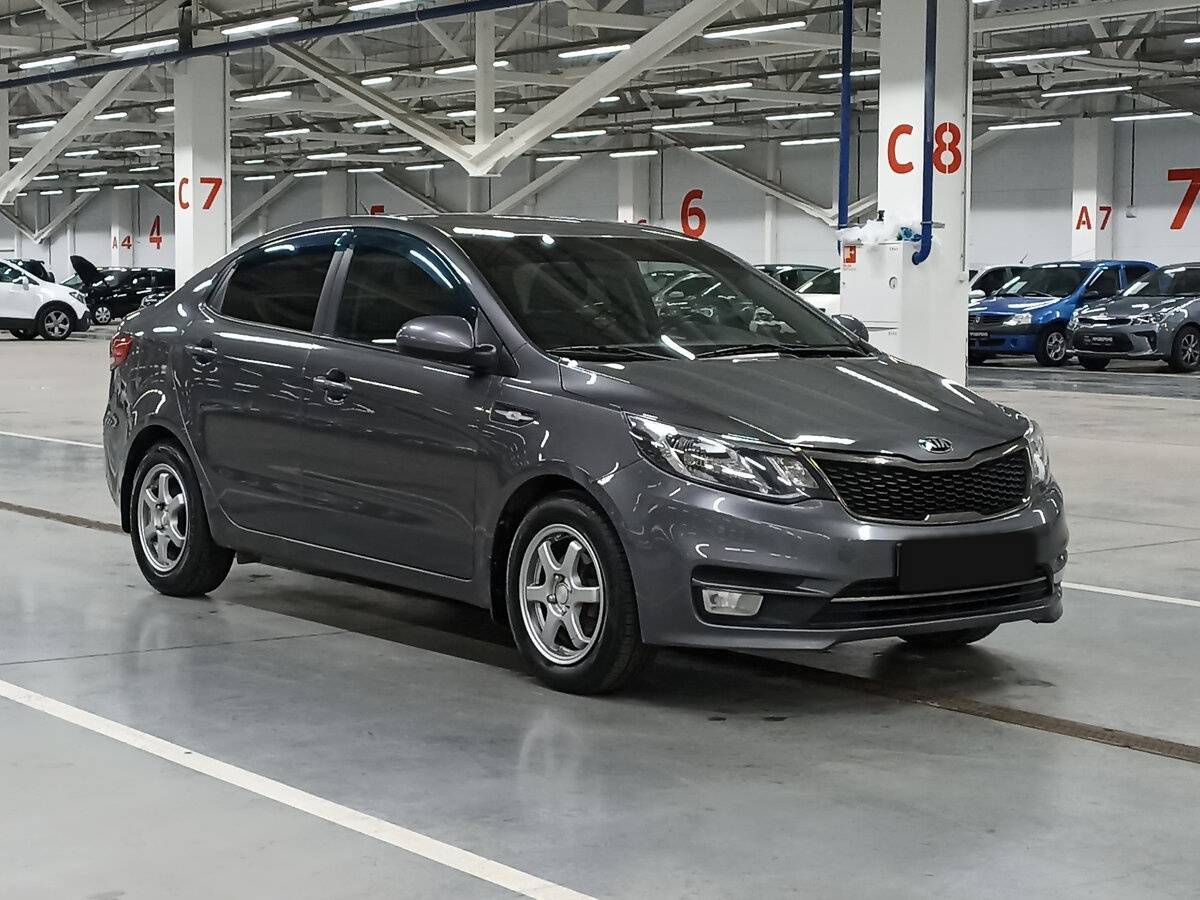 Kia Rio с пробегом — 2016 год. Фото: #2
