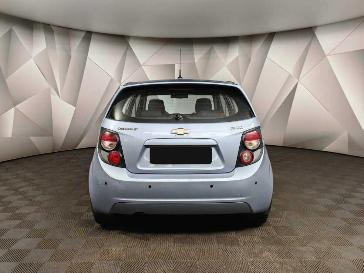 Chevrolet Aveo с пробегом — 2012 год. Фото: #7