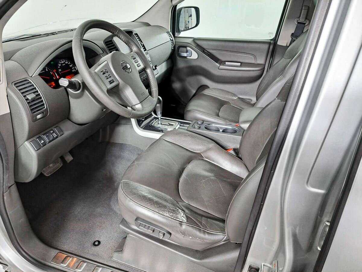 Nissan Pathfinder с пробегом — 2012 год. Фото: #10