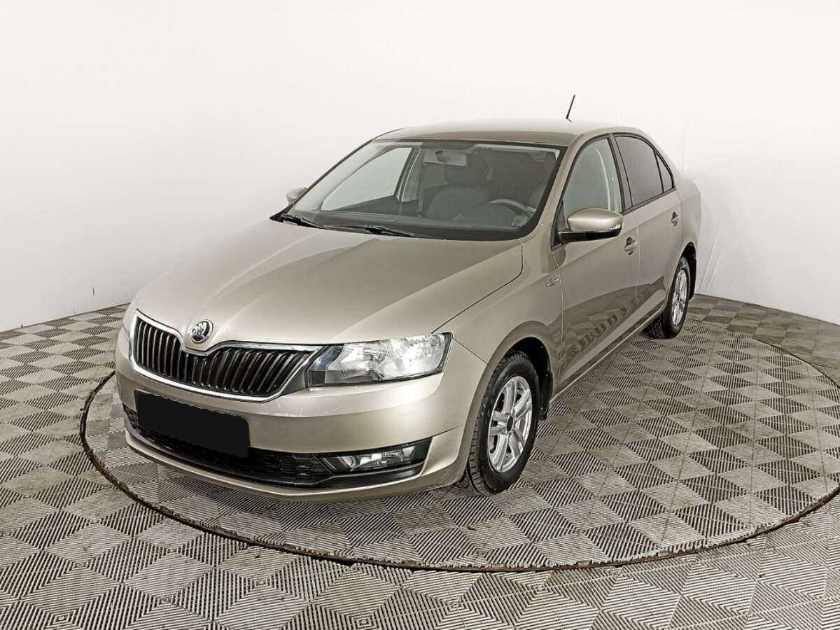 Skoda Rapid с пробегом — 2019 год. Фото: #0
