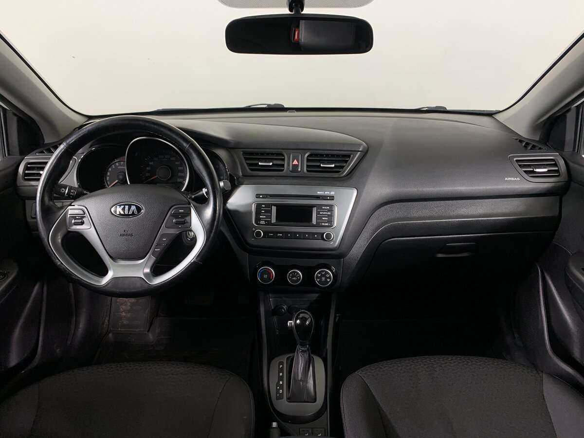 Kia Rio с пробегом — 2015 год. Фото: #9
