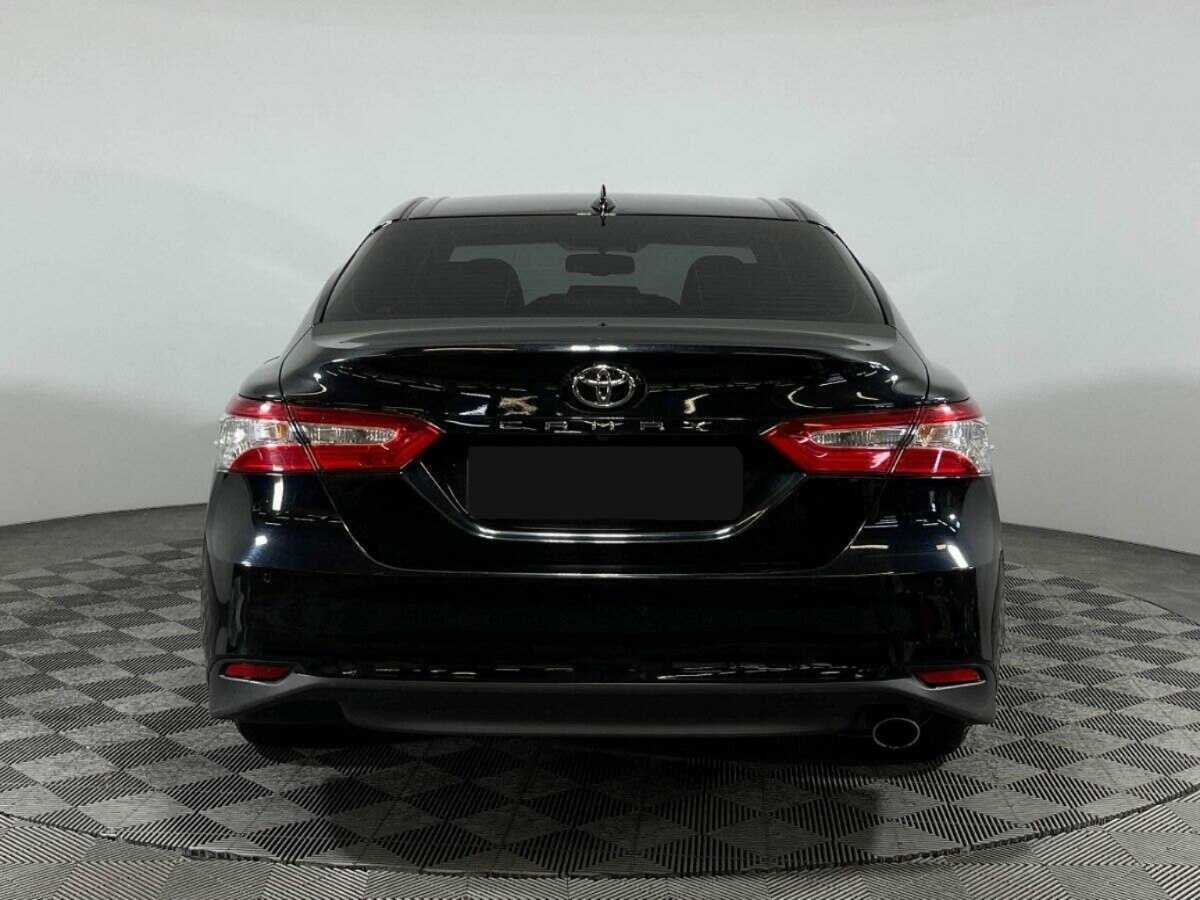 Toyota Camry с пробегом — 2019 год. Фото: #4