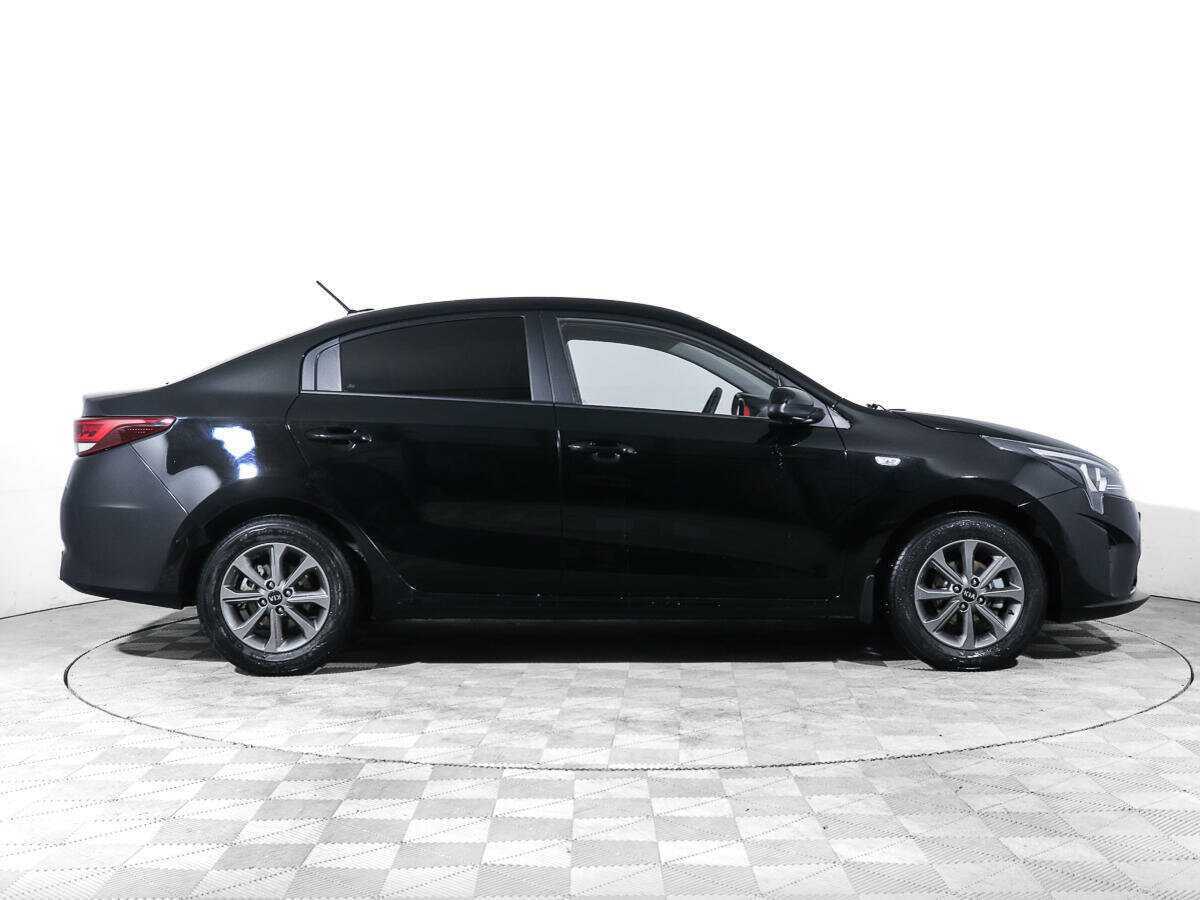 Kia Rio с пробегом — 2021 год. Фото: #2