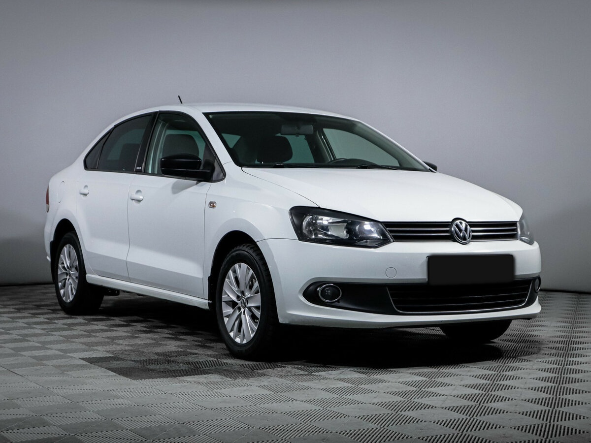 Volkswagen Polo с пробегом — 2014 год. Фото: #2
