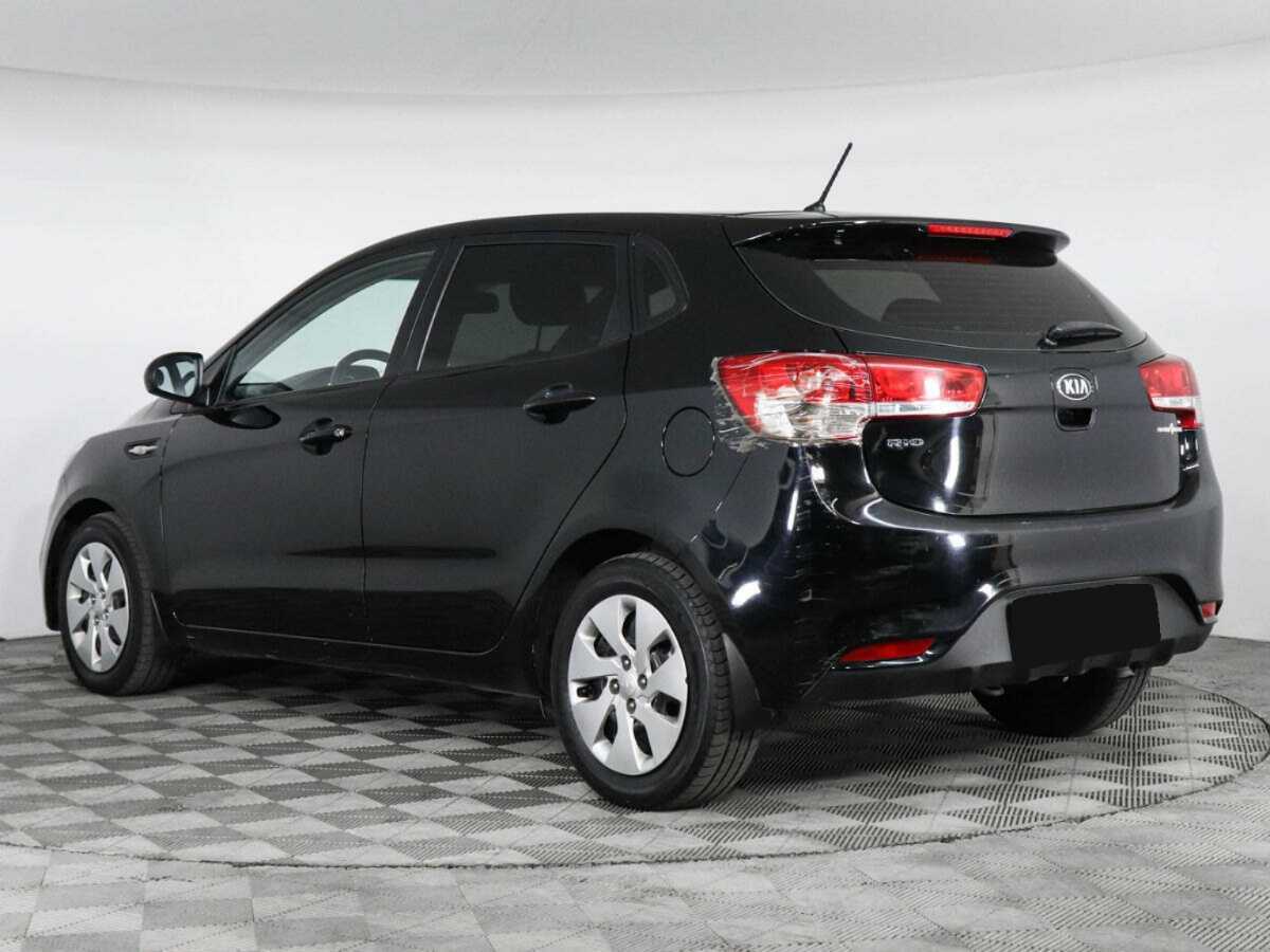 Kia Rio с пробегом — 2015 год. Фото: #3
