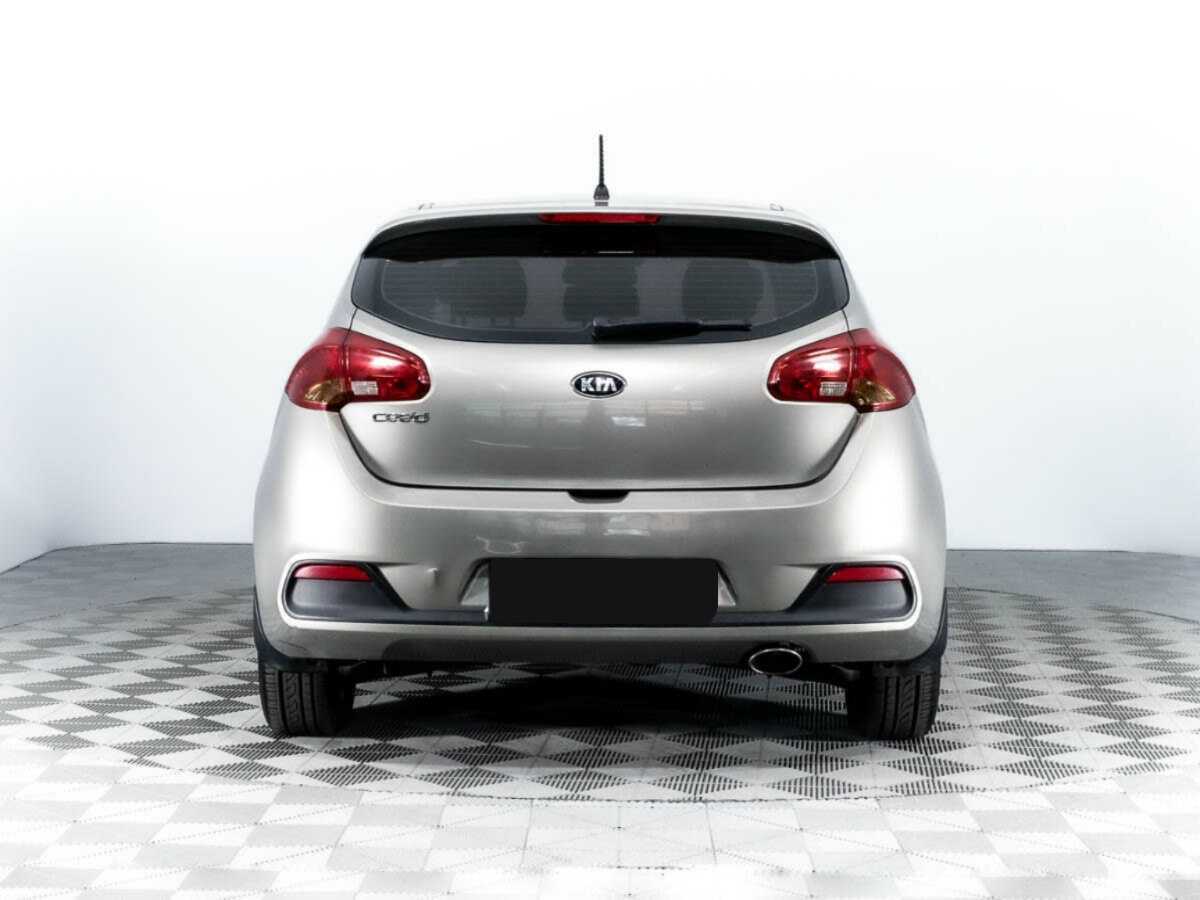 Kia Ceed с пробегом — 2014 год. Фото: #5
